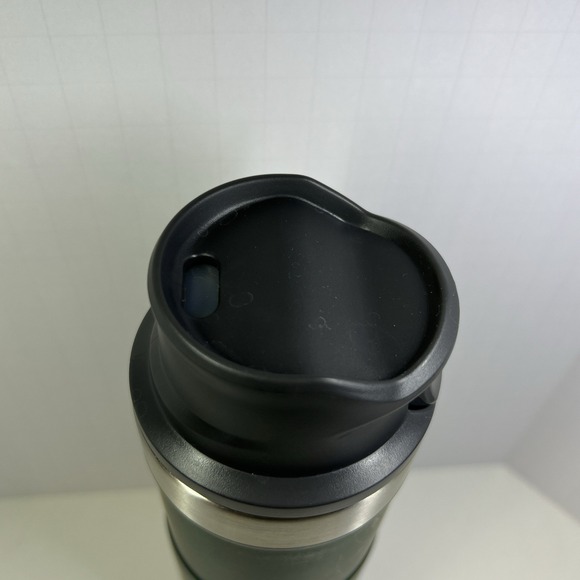 Stanley Starbucks Classic 20 oz One Hand Vacuum Tumbler Green Shiny Push Button - Picture 4 of 15
